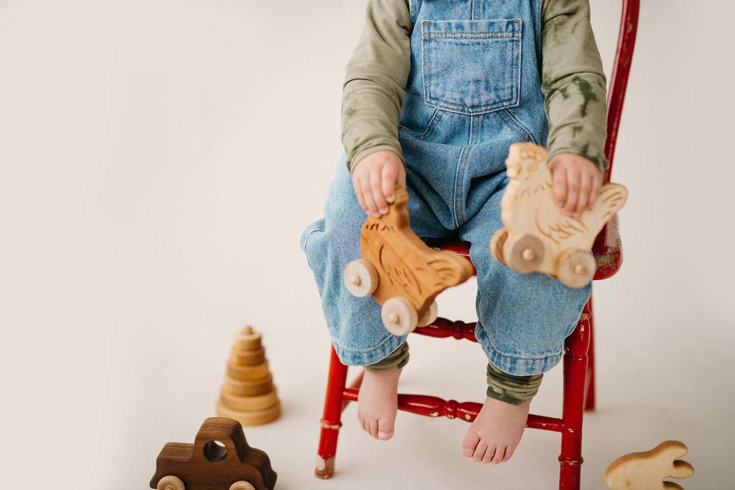 wooden chicken push toy