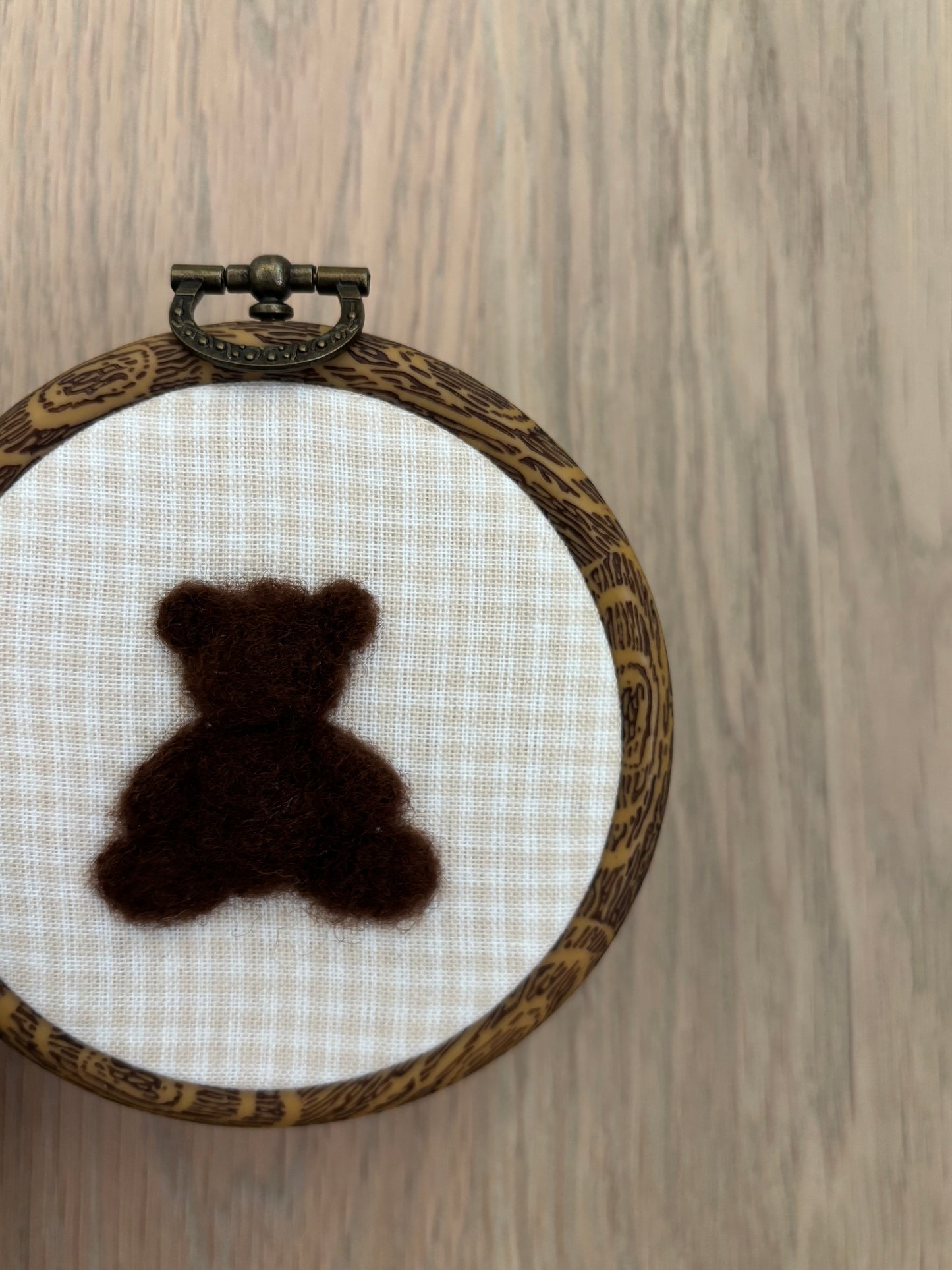 teddy on gingham